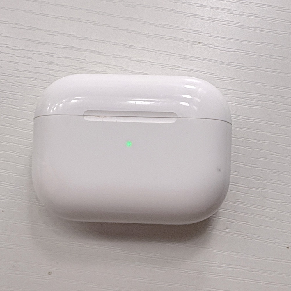 Apple AirPods Pro’s NEW